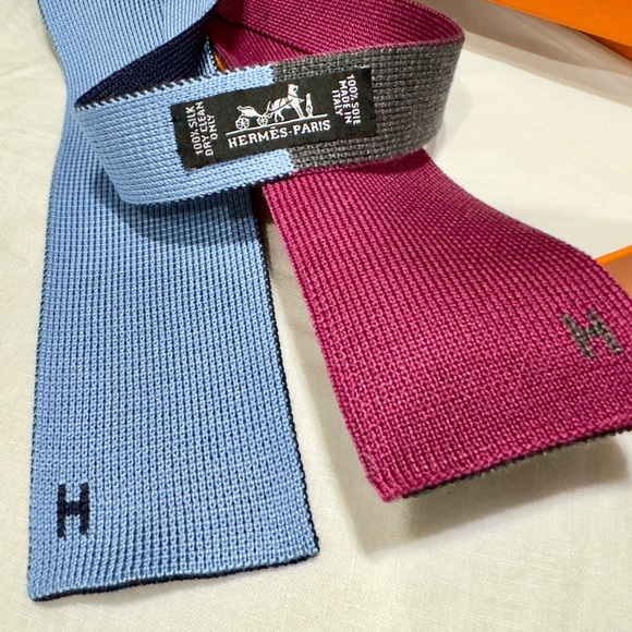 🔥HERMES EXCLUSIVE🔥🆕💯AUTH HERMES Maille De Soie 4 Temps Muti Seasons Tie😍 - Picture 3 of 17